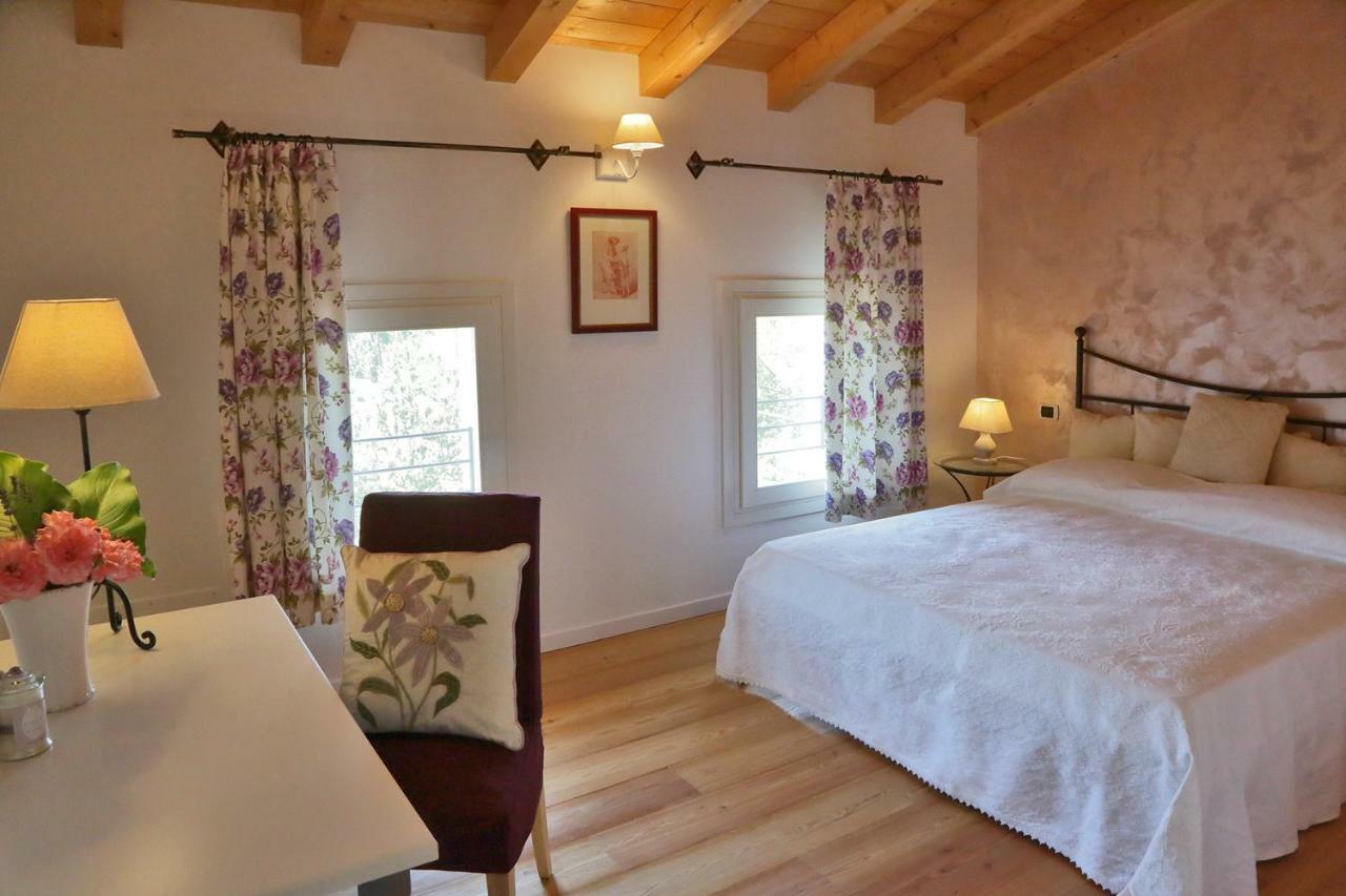 La Fonte Bed & Breakfast Fontanafredda Ngoại thất bức ảnh