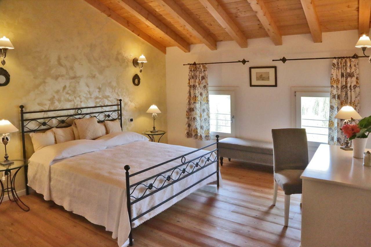 La Fonte Bed & Breakfast Fontanafredda Ngoại thất bức ảnh